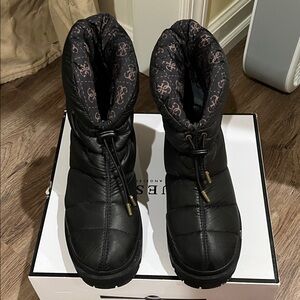 Guess Black Quilted Winter Boots
